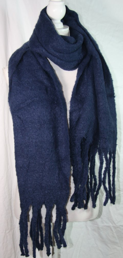 50 x 200 cm super blødt blåt halstørklæde med frynser for enderne. i Uld/acryl.