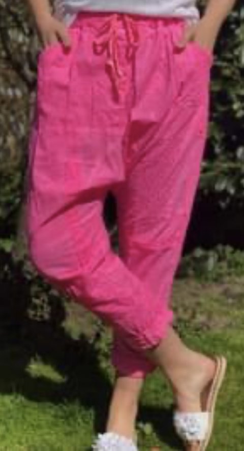 Pink blonde baggi sommerbuks, sidelommer, elastik og bindebånd i talje. Str. One size