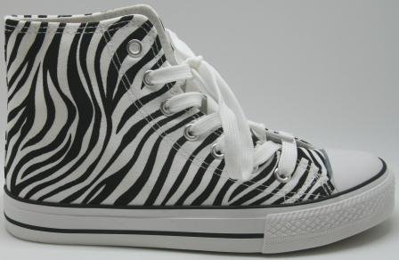 GO PRIS!! Smart zebra sneakers. Str. 37 og 38